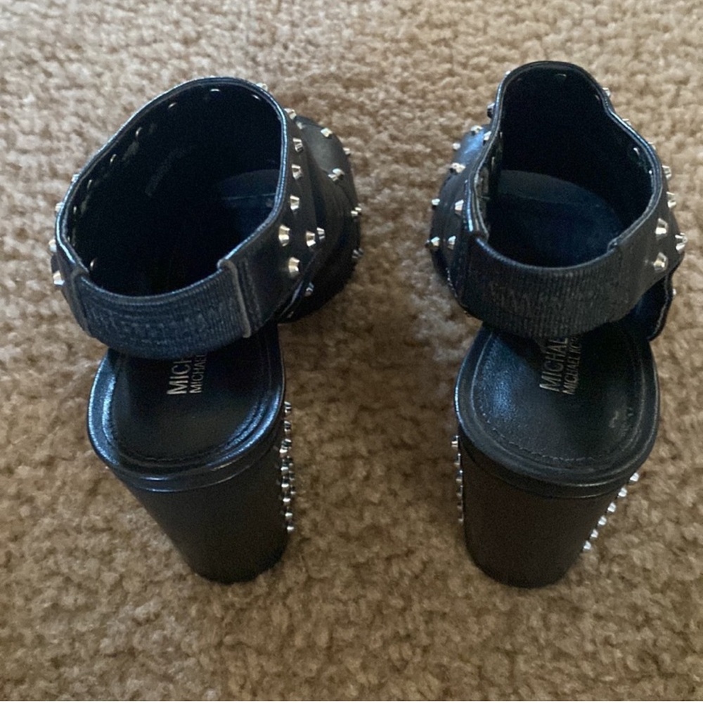 NWT Michael Kors Black Leather Studded Block Heels - Picture 3 of 14